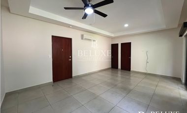 ALQUILER DE CASA CON LINEA BLANCA EN EMBASSY CLUB, CLAYTON (8)