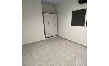 ALQUILER DE CASA AMPLIA CERCA DEL METRO SAN ANTONIO