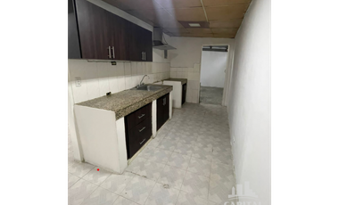 ALQUILER DE CASA AMPLIA CERCA DEL METRO SAN ANTONIO