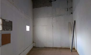 TUMBA MUERTO / LOCAL COMERCIAL / 269M / DIVISIONES / SOBRE VIA