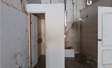 TUMBA MUERTO / LOCAL COMERCIAL / 269M / DIVISIONES / SOBRE VIA