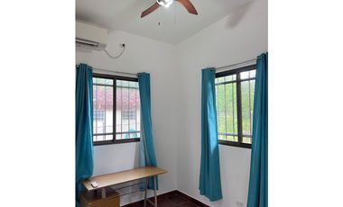 Coronado house located close to the beach