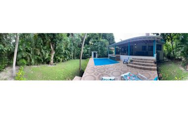 Coronado house located close to the beach