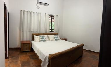 Coronado house located close to the beach