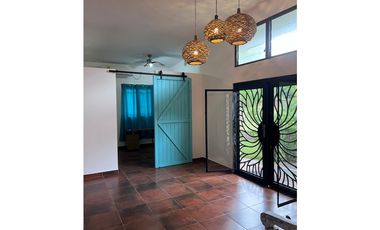 Coronado house located close to the beach