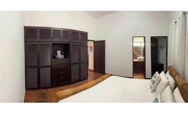 Coronado house located close to the beach