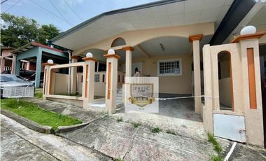 SE VENDE CASA EN CERRO VIENTO