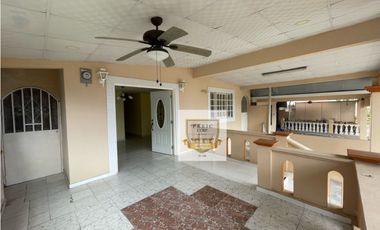 SE VENDE CASA EN CERRO VIENTO