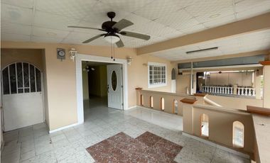 SE VENDE CASA EN CERRO VIENTO