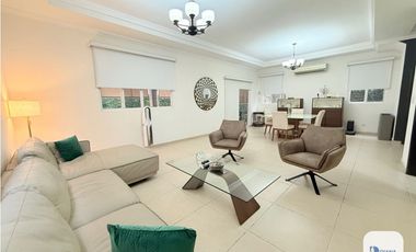 Venta de Casa en Altos de Panamá