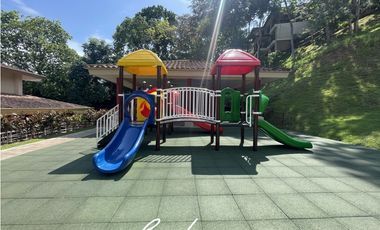 ALQUILER DE CASA CON LINEA BLANCA EN EMBASSY CLUB, CLAYTON (8)