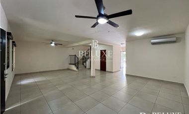 ALQUILER DE CASA CON LINEA BLANCA EN EMBASSY CLUB, CLAYTON (8)