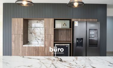 LUJOSO DEPARTAMENTO EN VENTA REMODELADO EN SAN ISIDRO FRENTE AL GOLF