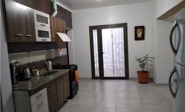 CASA · VENTA · 5 DORMTORIOS ·DRUMMOND MAS DE 600M2 · LUJAN