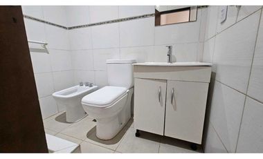 CASA · VENTA · 5 DORMTORIOS ·DRUMMOND MAS DE 600M2 · LUJAN