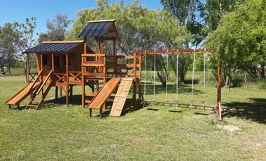 Amplia Casa de Campo en Venta Estancia Las Lilas