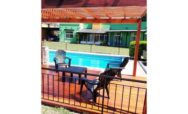 Amplia Casa de Campo en Venta Estancia Las Lilas