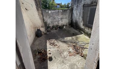 CASA DE 3 DORMITORIOS A RECICLAR EN VENTA ZONA SANTA TERESITA