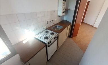 DEPARTAMENTO 1 DORMITORIO - EXTERNO - A/A -  BV. CHACABUCO Nº 8