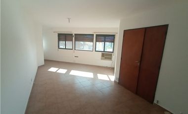 DEPARTAMENTO 1 DORMITORIO - EXTERNO - A/A -  BV. CHACABUCO Nº 8