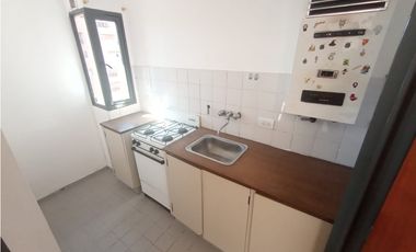 DEPARTAMENTO 1 DORMITORIO - EXTERNO - A/A -  BV. CHACABUCO Nº 8