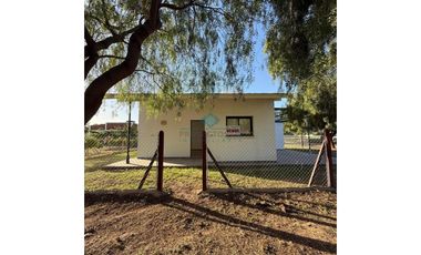 VENTA -CASA 3 DORMITORIOS - COLONIA CAROYA