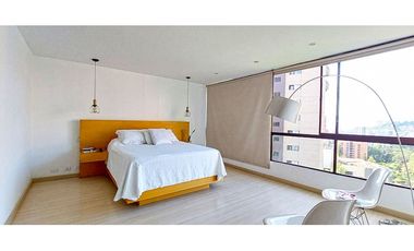 Vendo Apto remodelado sector Los Balsos, sin ruido ni poniente