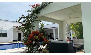 LINDA FINCA CON CASA CAMPESTRE EN VENTA EN RESTREPO META