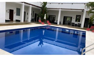 LINDA FINCA CON CASA CAMPESTRE EN VENTA EN RESTREPO META