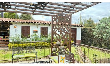 VENTA - Casa Campestre Exclusiva en Cajicá - Con cabaña independiente