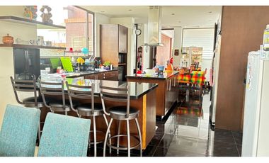 VENTA - Casa Campestre Exclusiva en Cajicá - Con cabaña independiente