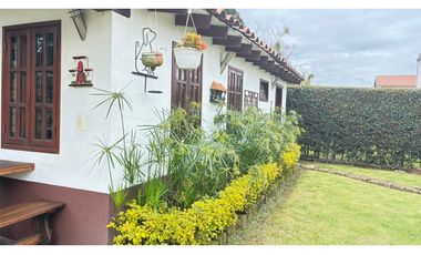 VENTA - Casa Campestre Exclusiva en Cajicá - Con cabaña independiente