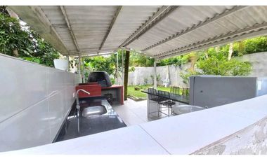 Venta/Permuta Agradable Casa con Piscina Guadual Rivera Huila