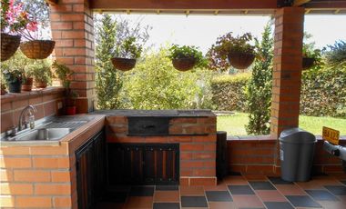 Casa Finca Campestre en Venta – Guarne, Antioquia, Sector La Honda