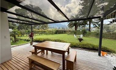 Casa en venta en unidad con portón eléctrico en el Carmen Canadá