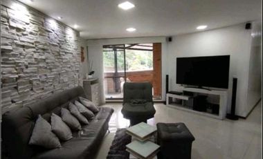 EN VENTA APARTAMENTO EN SABANETA - AMPLIO E ILUMINADO