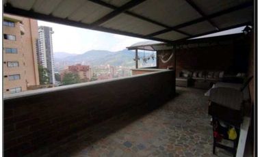 EN VENTA APARTAMENTO EN SABANETA - AMPLIO E ILUMINADO