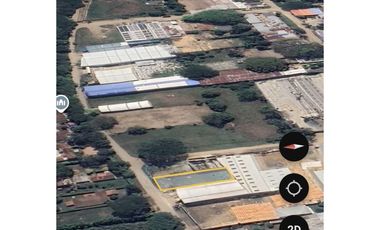 Lote independiente Parcelación Industrial La Dolores entrando a Cali