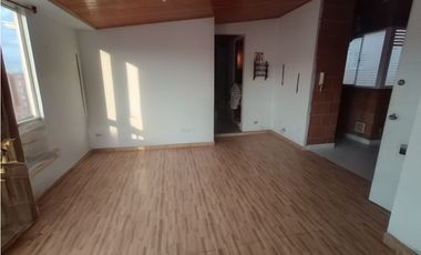 GIA 301. Apartamento en venta, Belverde, Mosquera Cundinamarca