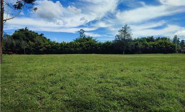 venta Lote Comercial de 14.350 m² en el Corazón de Llanogrande SM