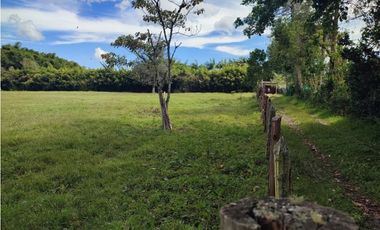 venta Lote Comercial de 14.350 m² en el Corazón de Llanogrande SM