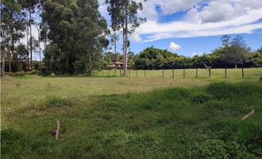 venta Lote Comercial de 14.350 m² en el Corazón de Llanogrande SM