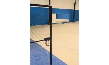 SE ARRIENDA BODEGA EN EL CENTRO