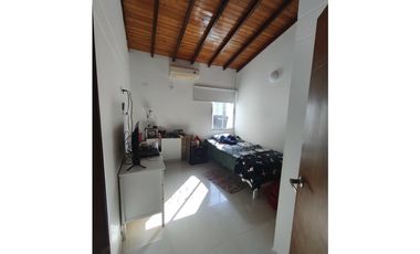 Venta de Casa Esquinera en Conjunto Cerrado con Piscina -Santa Marta