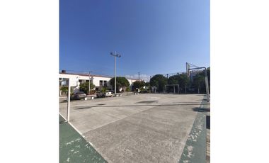 Venta de Casa Esquinera en Conjunto Cerrado con Piscina -Santa Marta