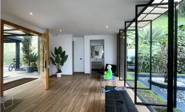 Casa en Arriendo en Altos del Poblado
