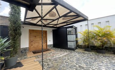 Casa en Arriendo en Altos del Poblado
