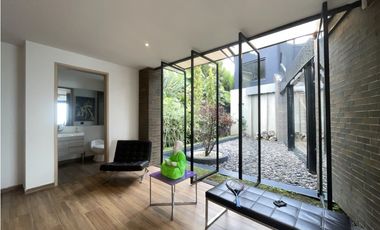 Casa en Arriendo en Altos del Poblado
