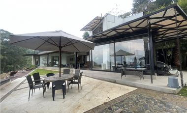 Casa en Arriendo en Altos del Poblado