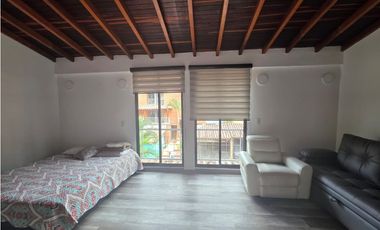 Venta de Casa Unidad Cerrada en El Poblado